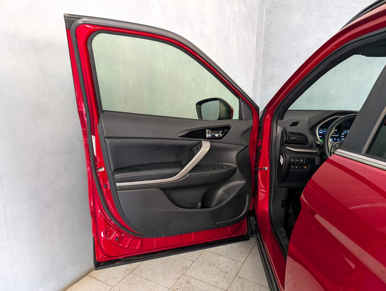 Mitsubishi 2.4 phev Instyle