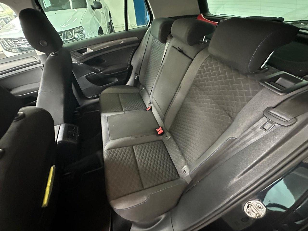 Volkswagen Golf 5 Porte Golf 5p 1.6 tdi Highline 115cv