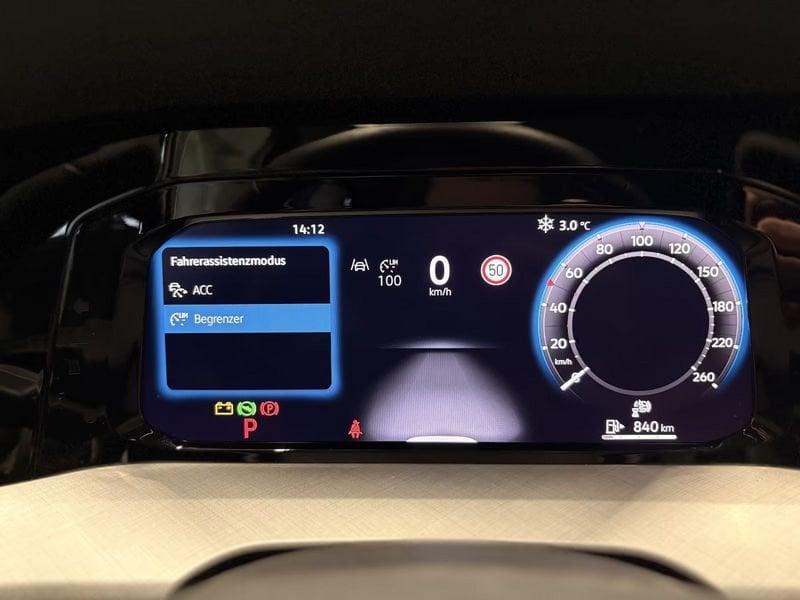 Volkswagen Golf Variant 1.5 eTSI ACT Life DSG Cockpit App Connect 16" Winter Pack