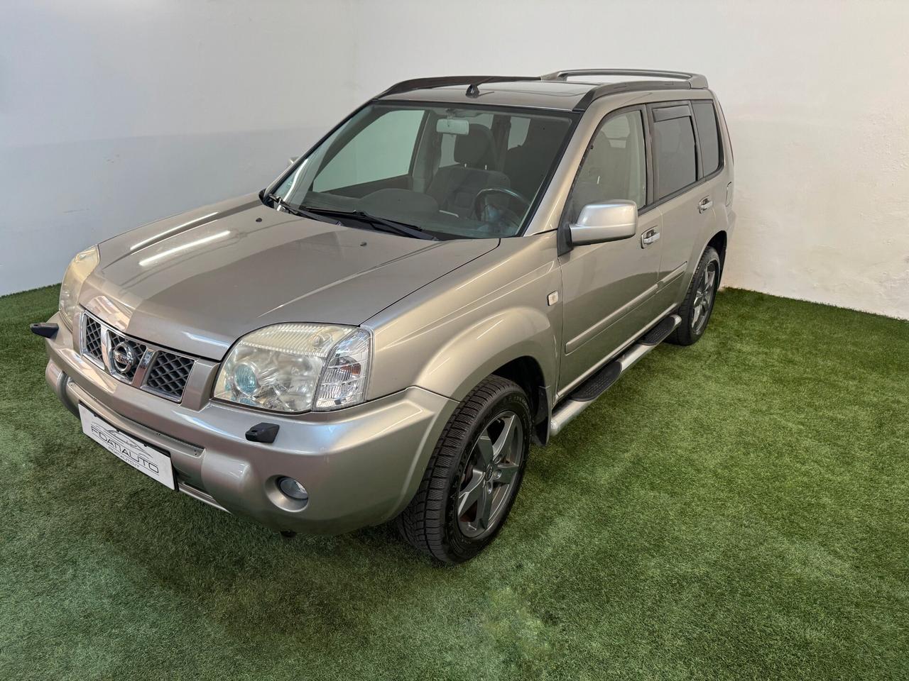 Nissan X-Trail 2.5 AUTO. Elegance TETTO APRIBILE