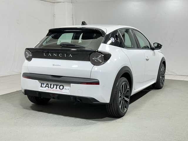 Lancia Ypsilon Hybrid e-DCT KM ZERO