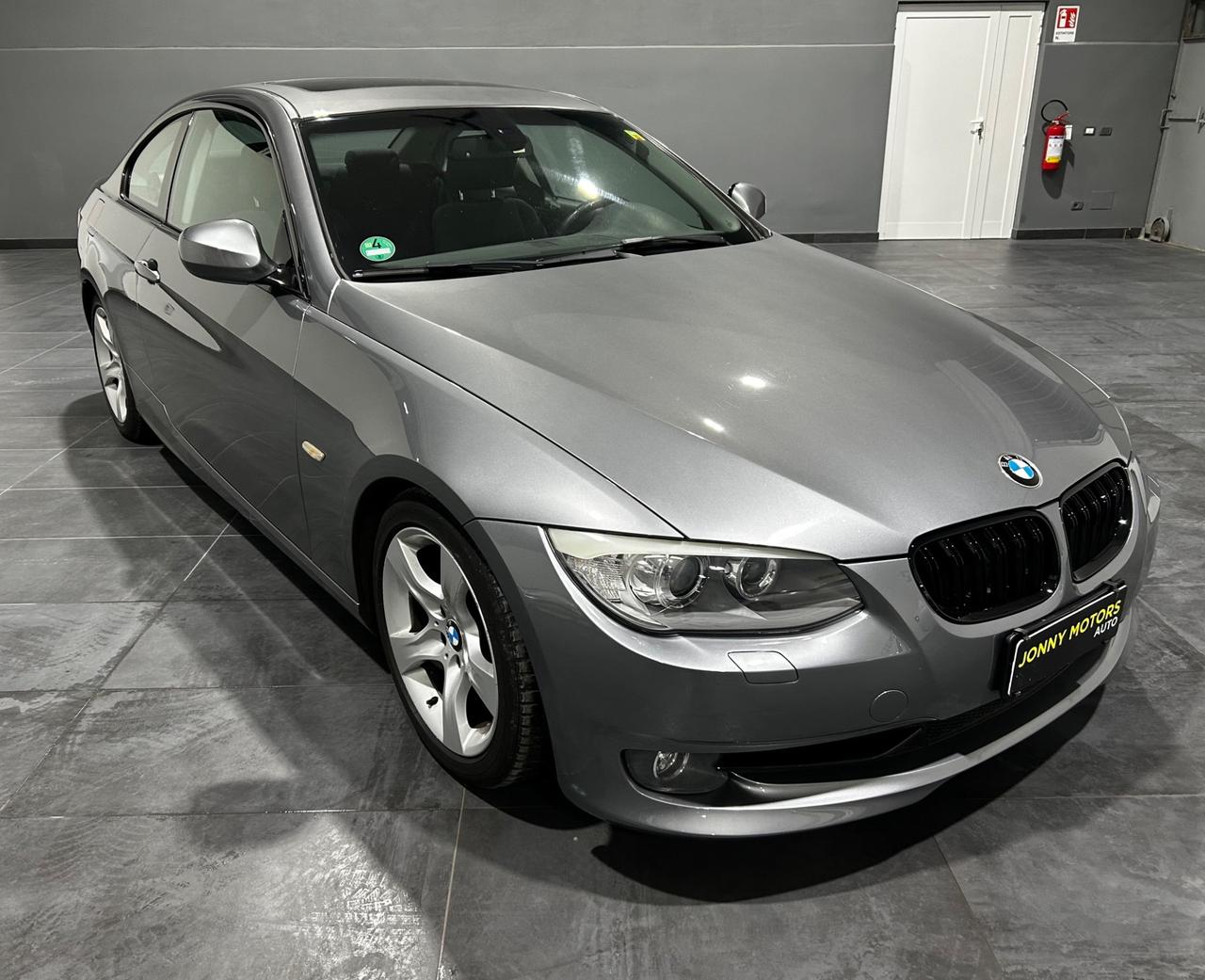 Bmw 325i Coupé e92