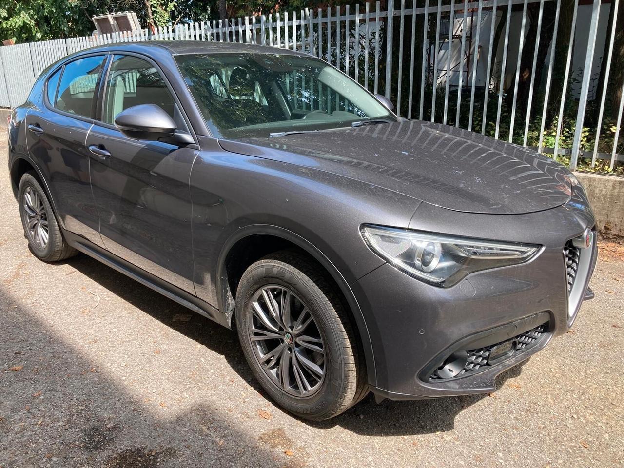 Alfa Romeo Stelvio 2.2 190cv *MOTORE NUOVO*