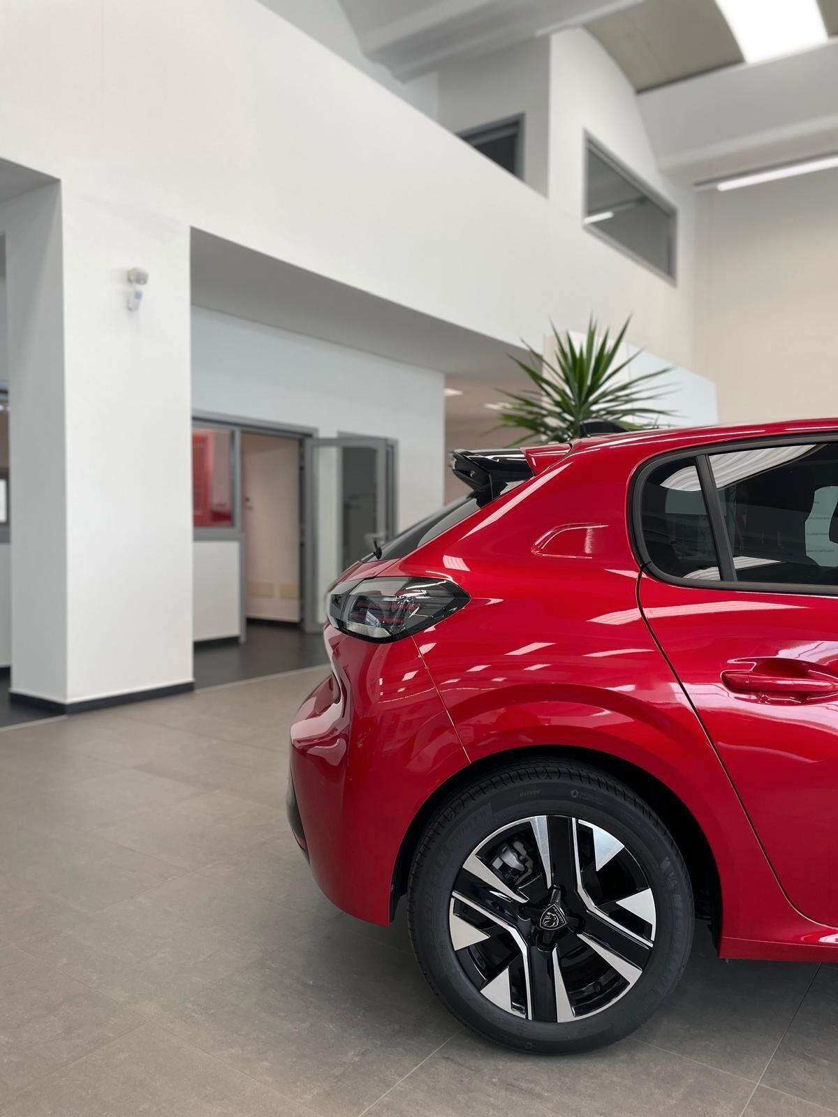 Peugeot 208 PureTech 100 Stop&Start 5 porte Allure