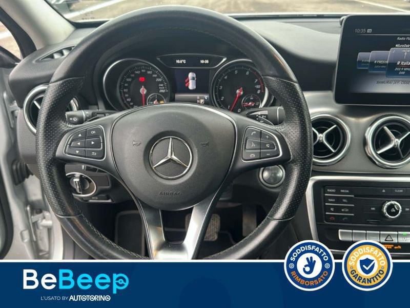 Mercedes-Benz GLA 180 SPORT AUTO
