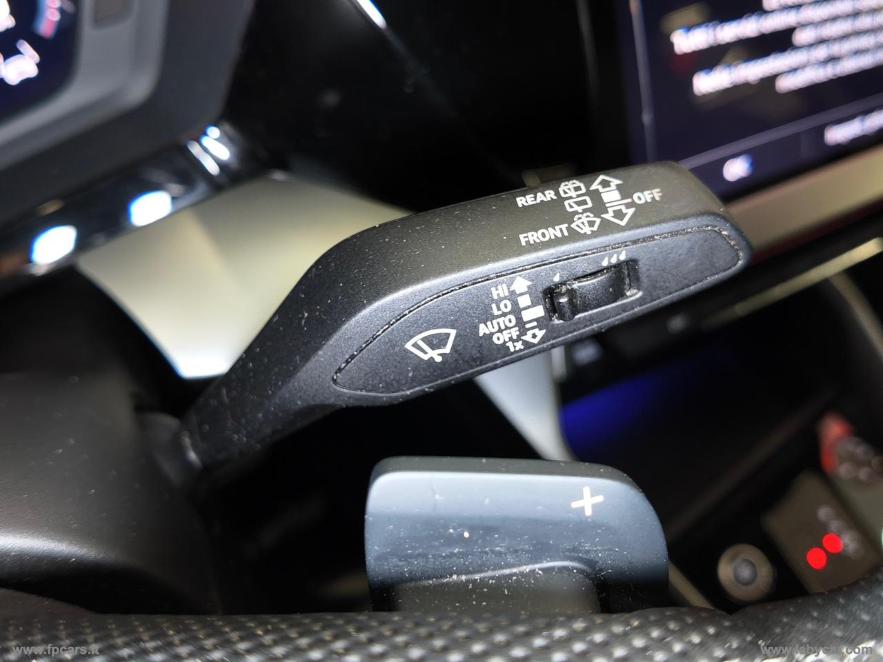 AUDI A3 SPB 40 TDI quattro S tr. Id. Black S-LINE