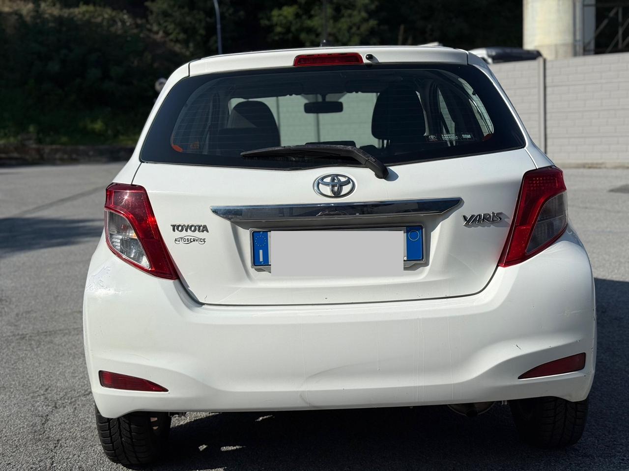Toyota Yaris 1.0 benzina 69 cv 5 porte