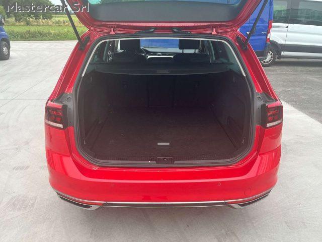 VOLKSWAGEN Passat Variant Passat Variant 2.0 tdi Executive 150cv dsg GC406GJ