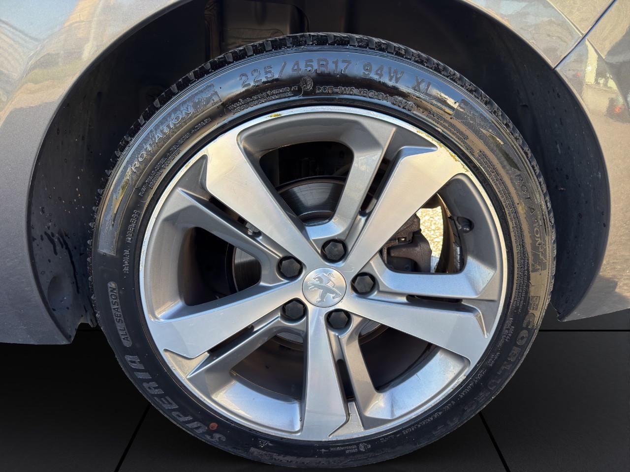Peugeot 308 B.HDi 130 CV ALLURE -NAVI-XENO-SENSORI ANT/POST-E6D-CERCHI 17-VETRI PRIVACY-