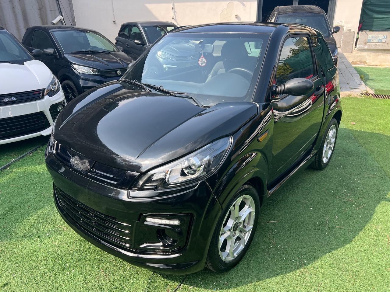 Ligier js 50 black 2019 8500 km full
