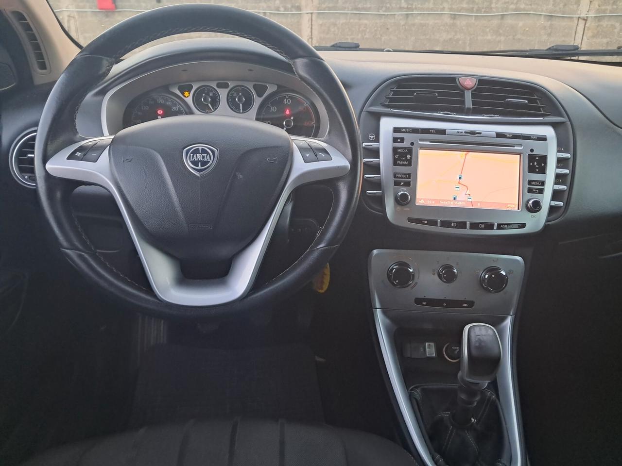 Lancia Delta 1.6 Mtj 120cv---Navi*Led*Clima