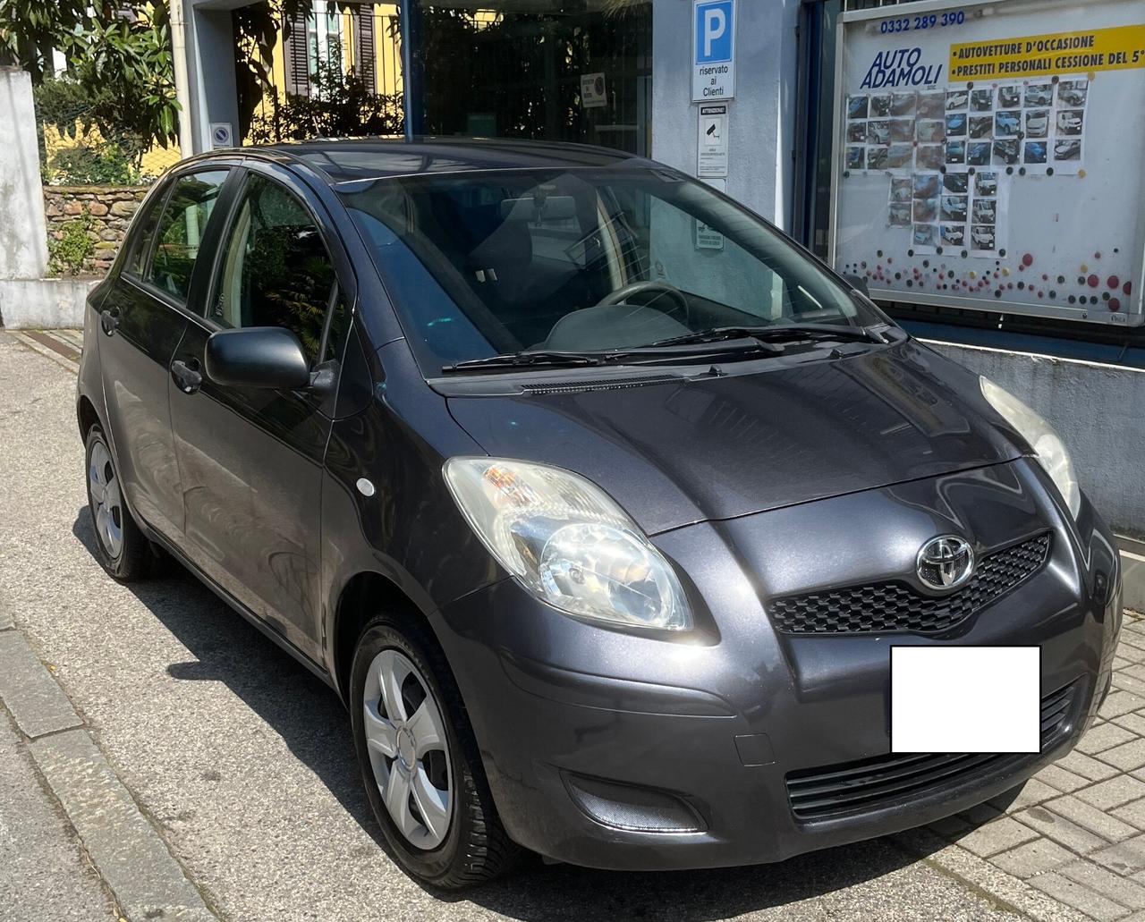 Toyota Yaris 1.0 Benzina 5 porte - 2010