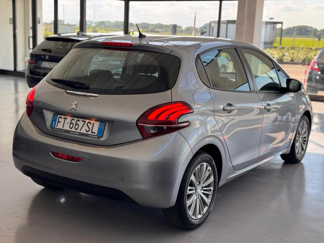 Peugeot 208 PureTech 82 Stop&Start 5 porte Allure