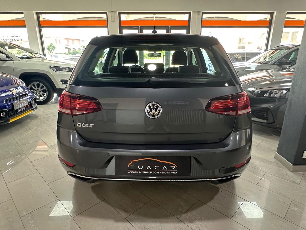 Volkswagen Golf 1.6 TDI BlueMotion Business #5876