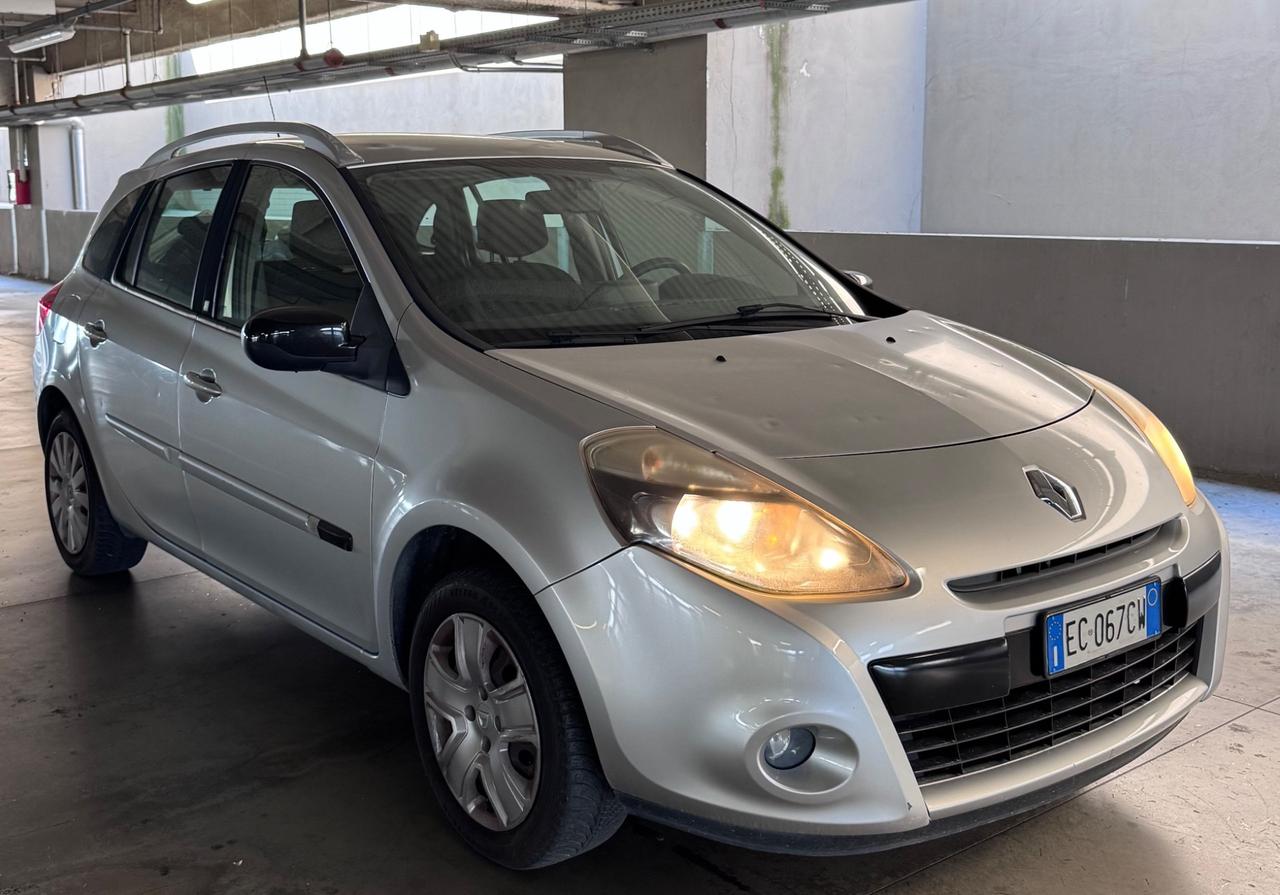 Renault Clio 1.2 16V SporTour 20th Anniversario