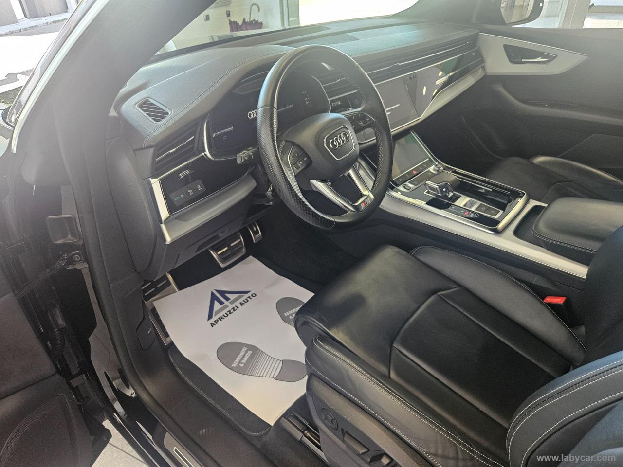 AUDI Q8 45 TDI quattro tiptronic S-LINE
