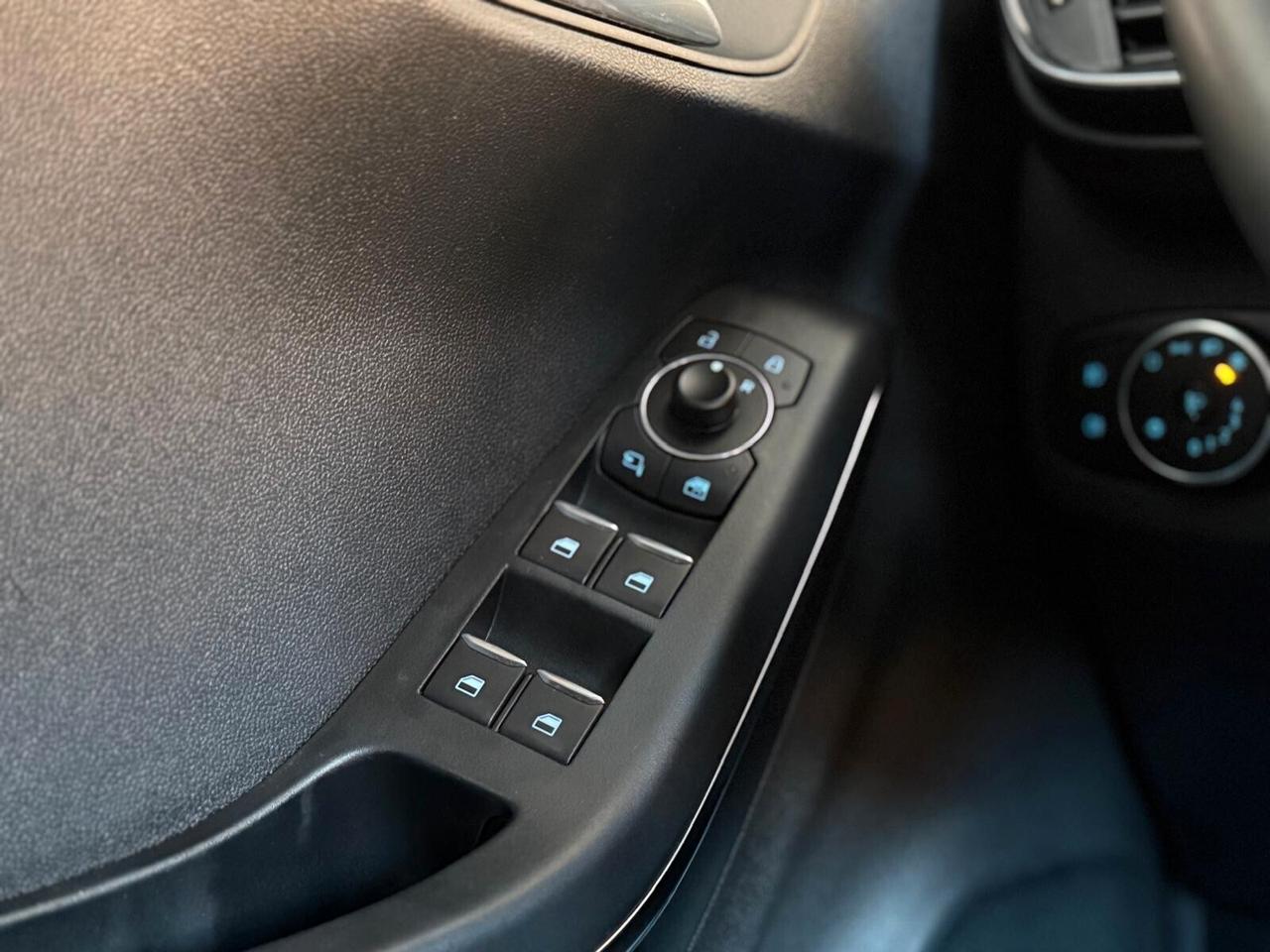 Ford Puma 1.5 EcoBlue 120 CV S&S Titanium