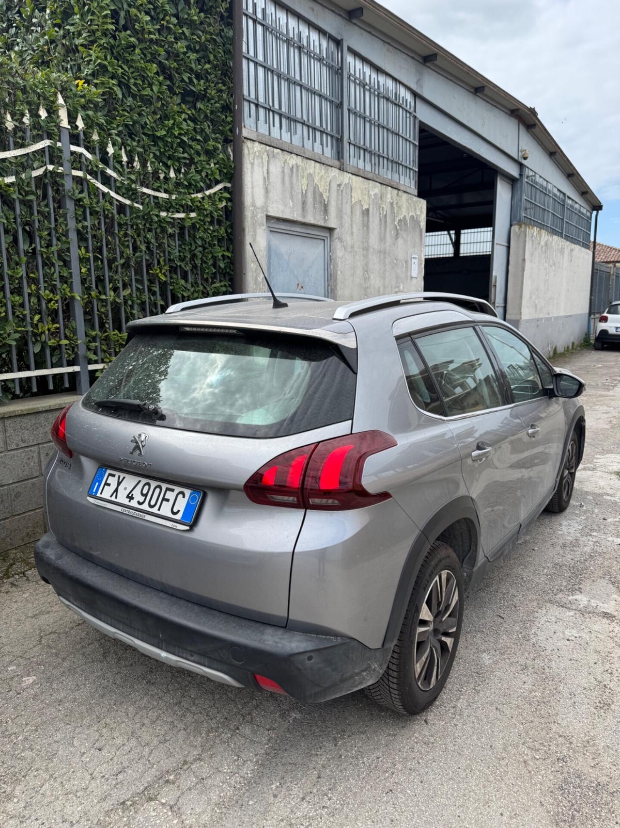 Peugeot 2008 PureTech 82 S&S Allure