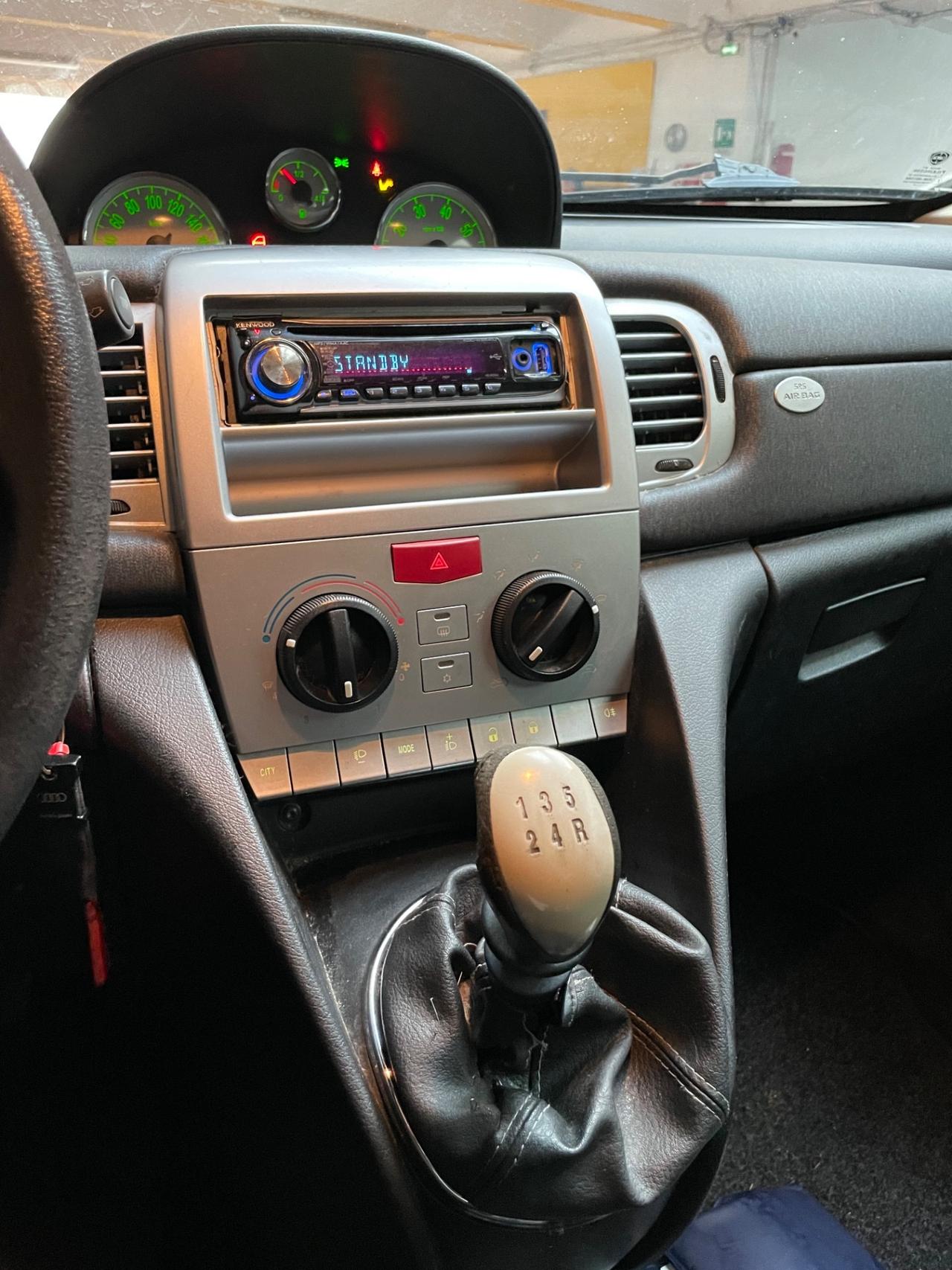 Lancia Ypsilon 1.2 Neopatentati Euro 5