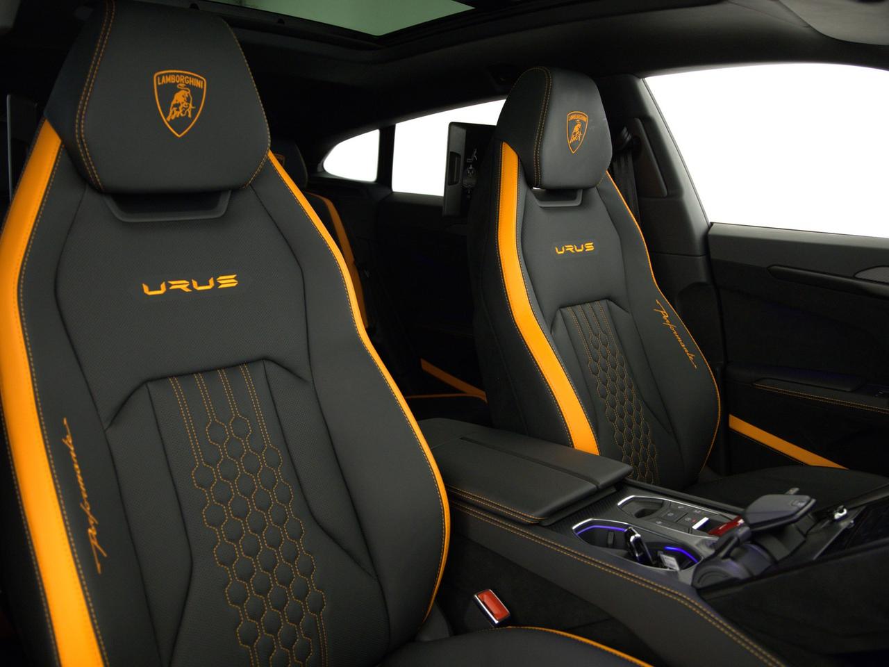 Lamborghini Urus 4.0 v8 performante auto
