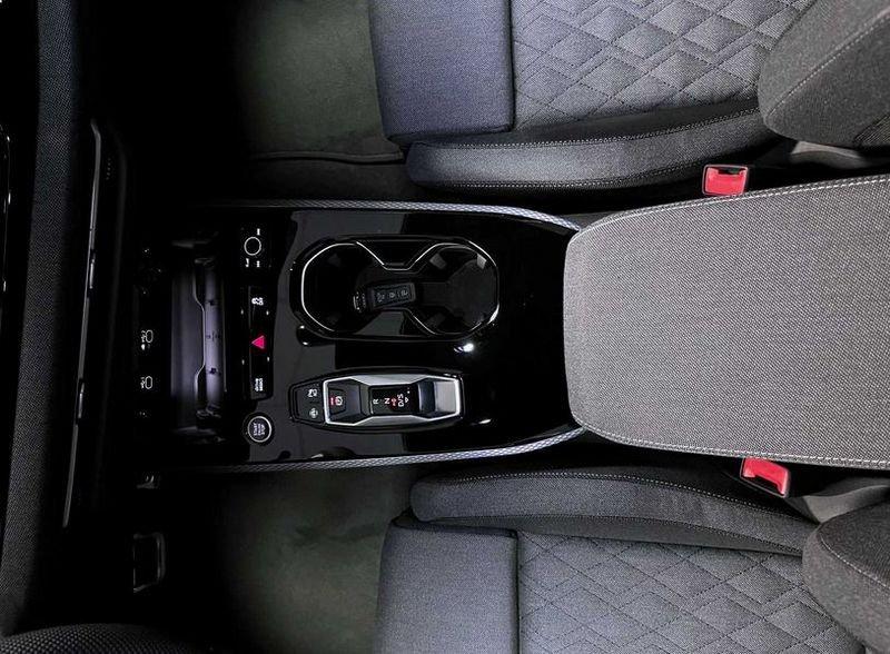 Audi A5 AVANT TDI MHEV+ 204cv STRONIC S-LINE ED.