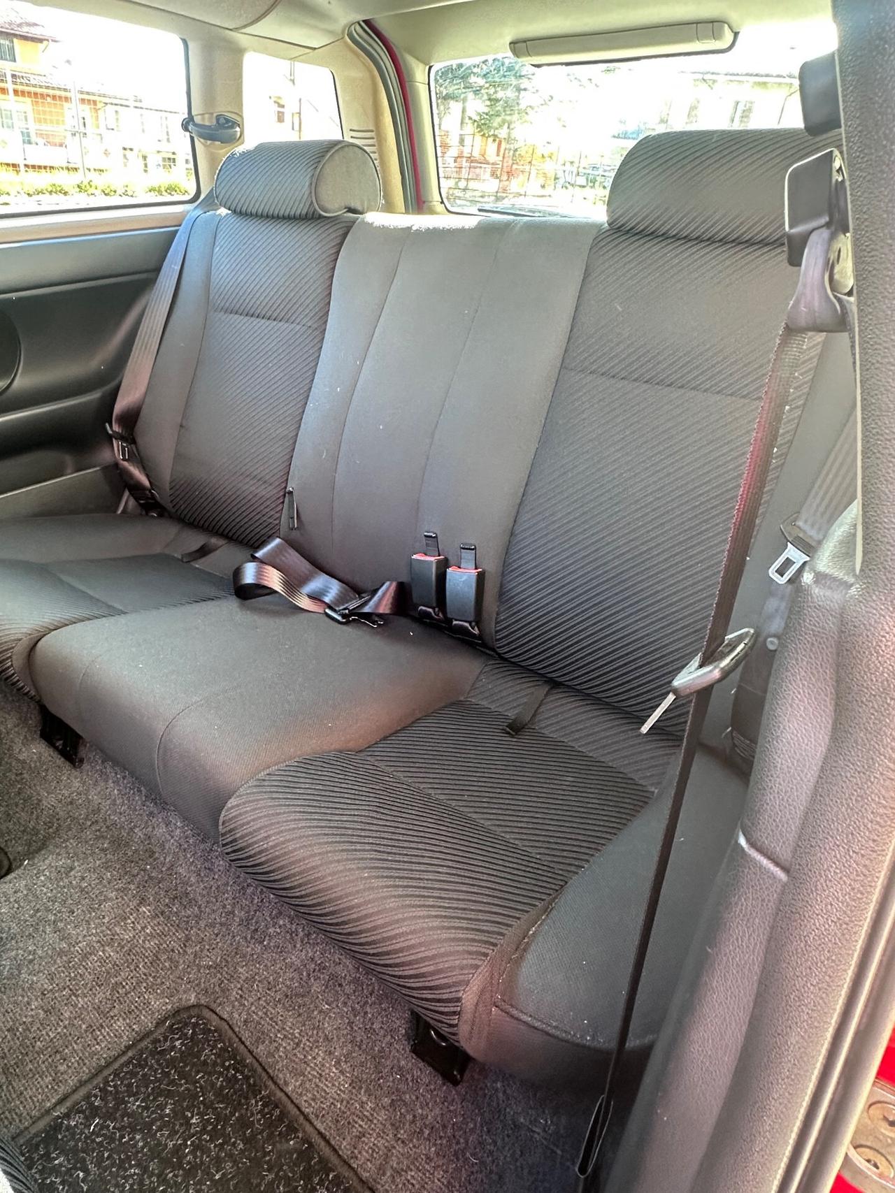 Alfa Romeo 145 1.6i 16V Twin Spark cat L