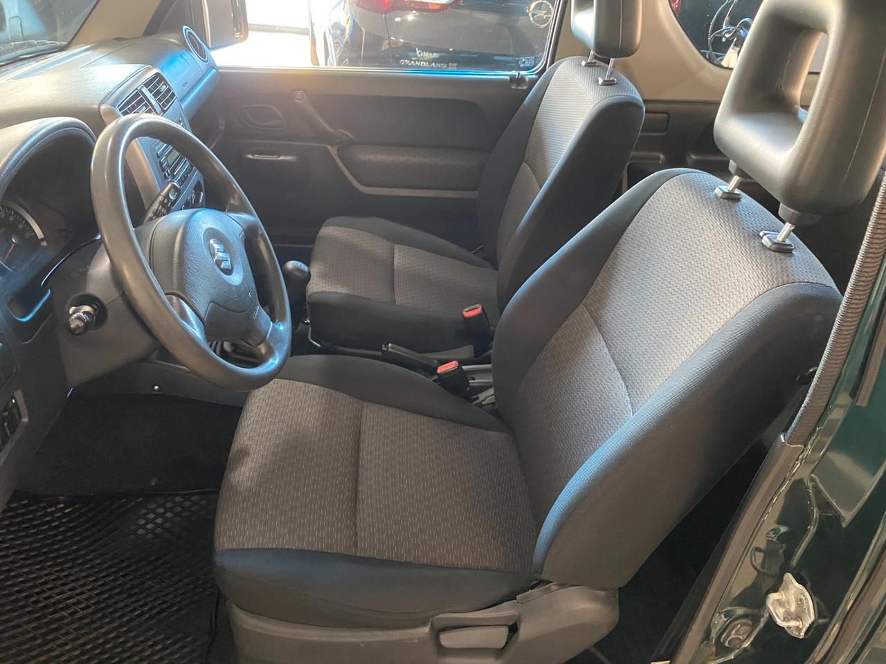 Suzuki Jimny 1.5 DDiS 4WD Gancio traino-2008