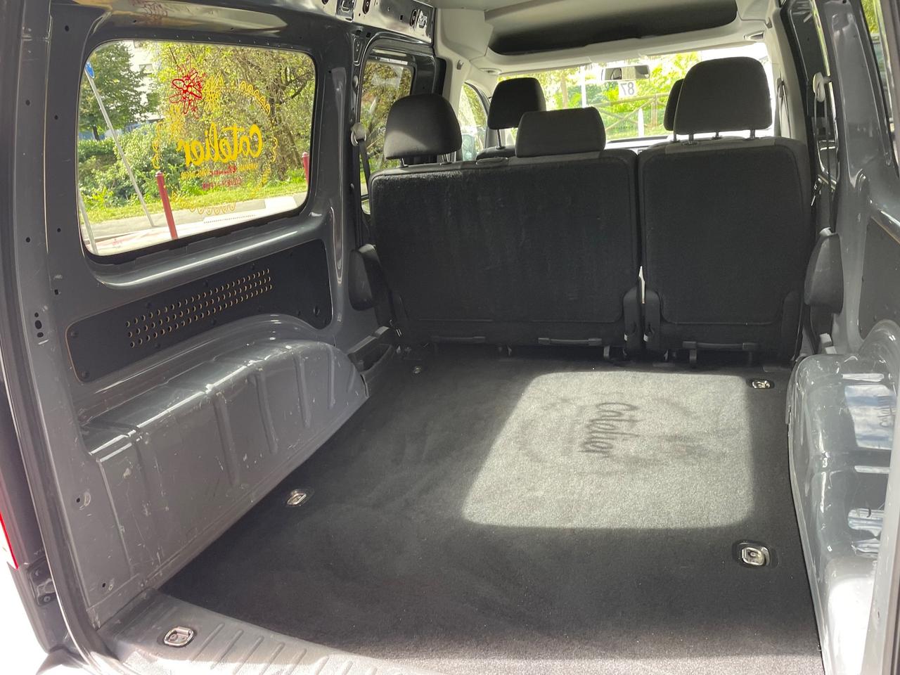 Volkswagen Caddy 2.0TDI 4MOTION Maxi/AUTOVETTURA