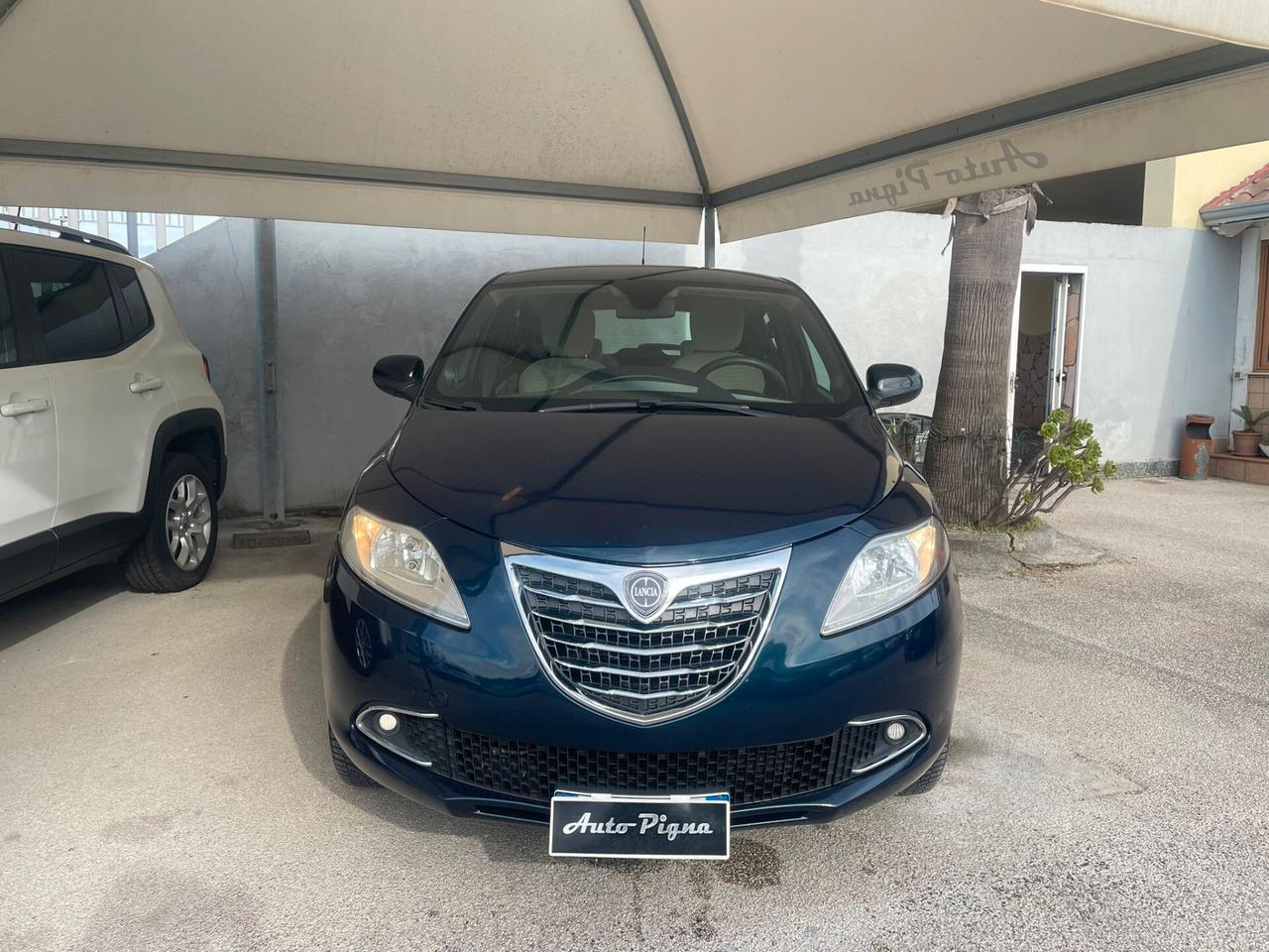 Lancia Ypsilon 0.9 TwinAir 85 CV 5 porte Metano Ecochic 30th Ann.