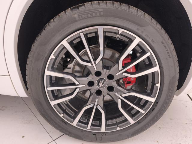 MASERATI Grecale 2.0 mhev Modena 330cv auto