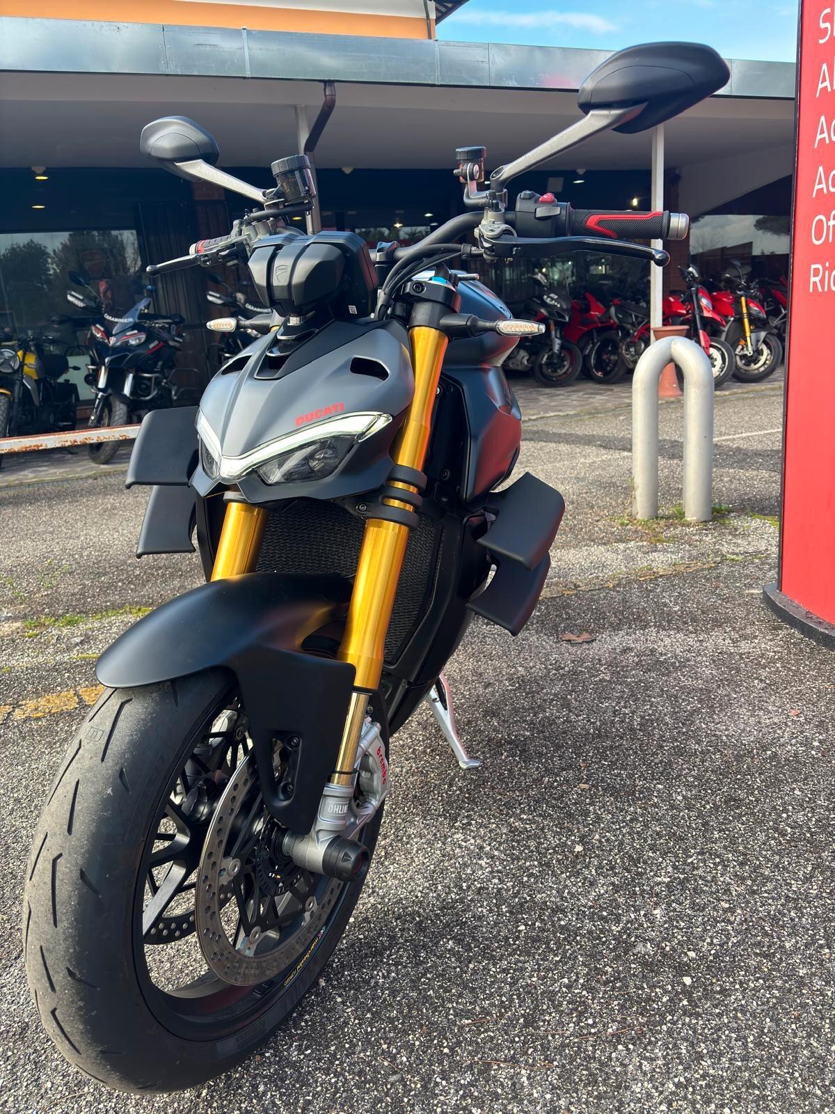 Ducati Streetfighter V4 S GREY