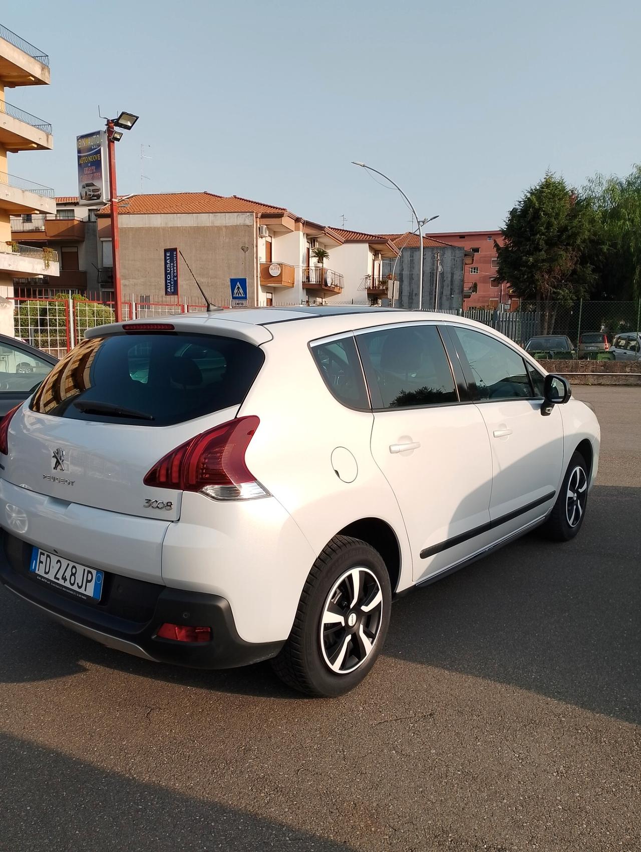 Peugeot 3008 BlueHDi 120 Allure