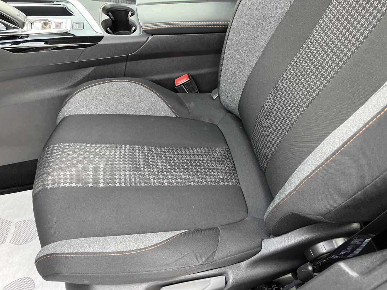 PEUGEOT 5008 1500 hdi 130 cv AUT. ALLURE 7 posti