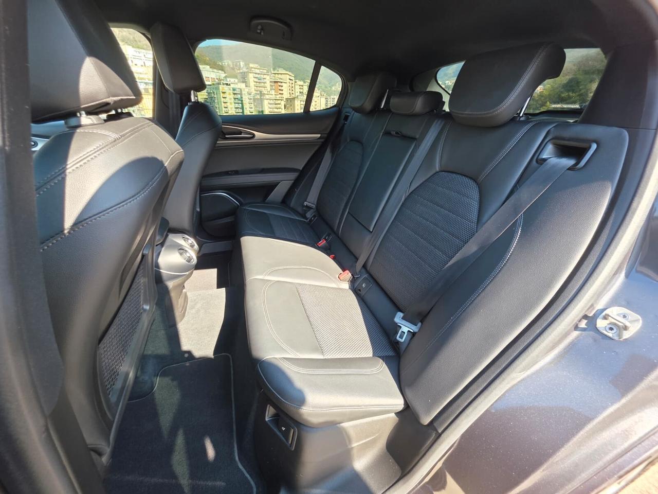 Alfa Romeo Stelvio 2.2 Turbodiesel 190 CV AT8 Q4