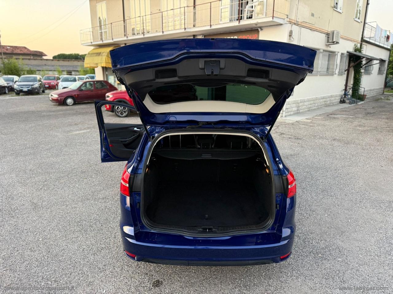 FORD Focus 1.0 EcoBoost 125 CV S&S Titanium X