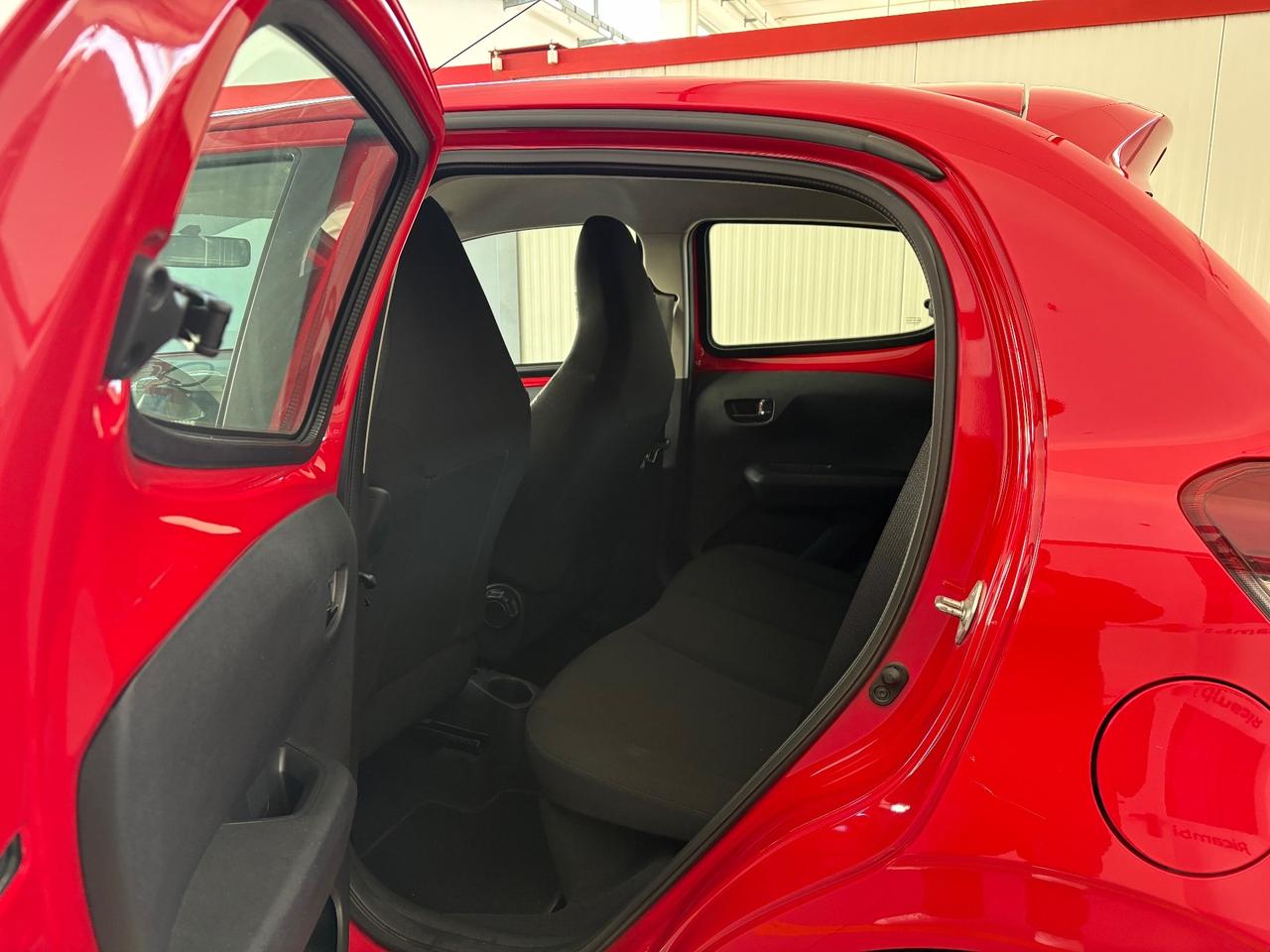 Peugeot 108 VTi 68 5 porte Allure TOP!