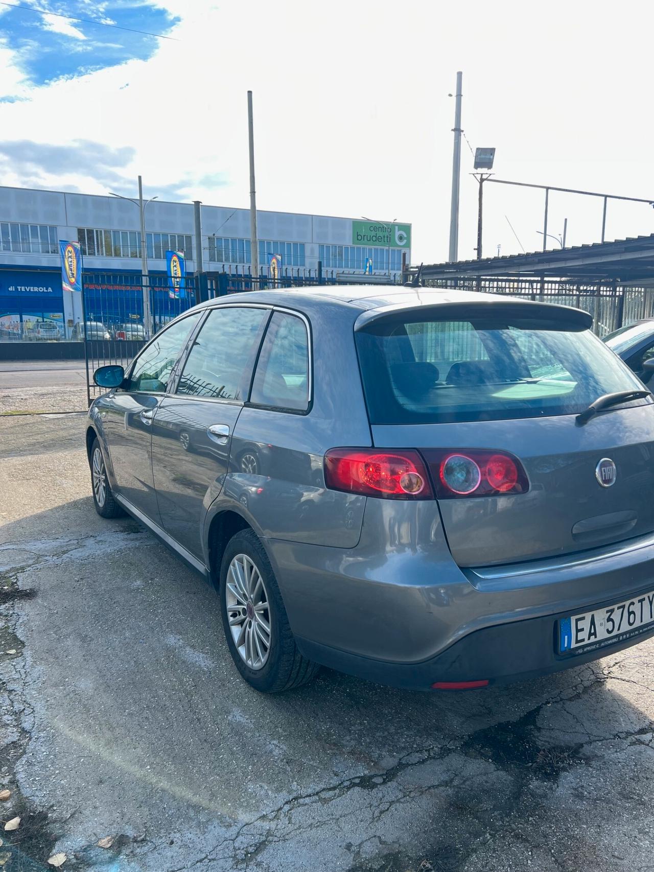 Fiat Croma 1.9 Multijet 16V Must
