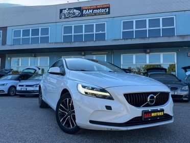 Volvo V40 D2 2.0 120CV Inscription NEOPATENTATI