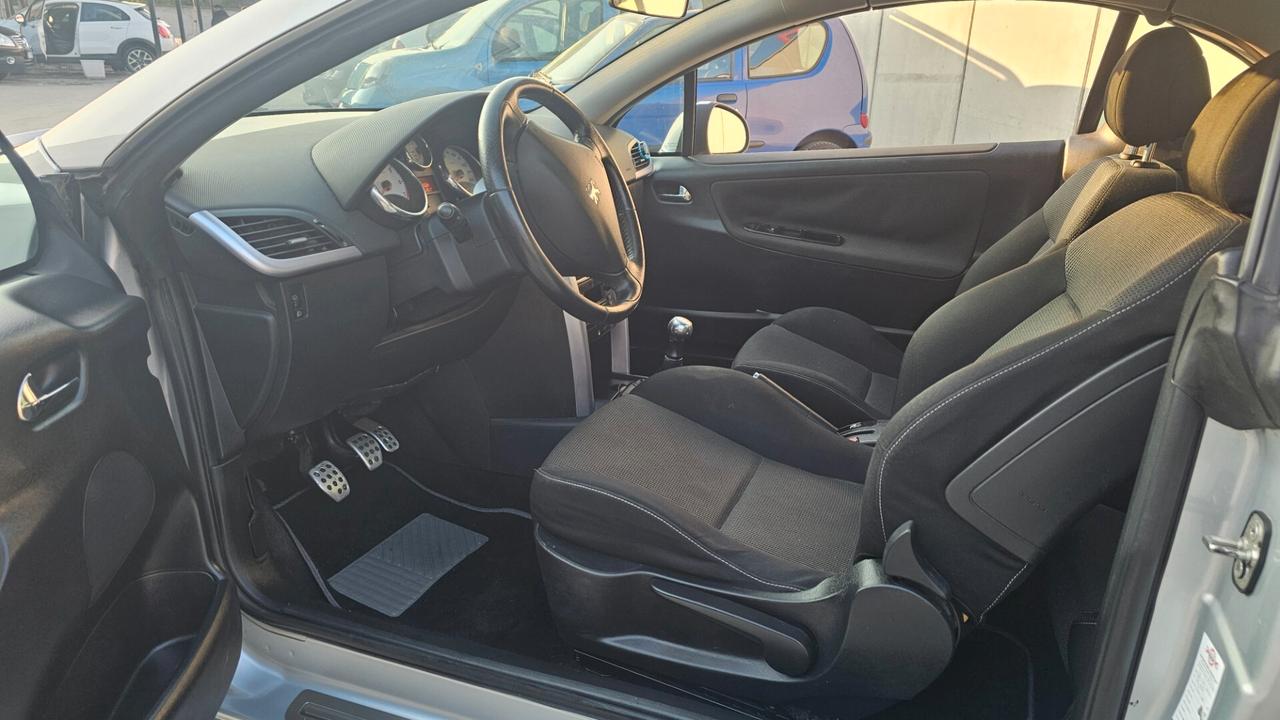 Peugeot 207 1.6 VTi 120CV CC Tecno