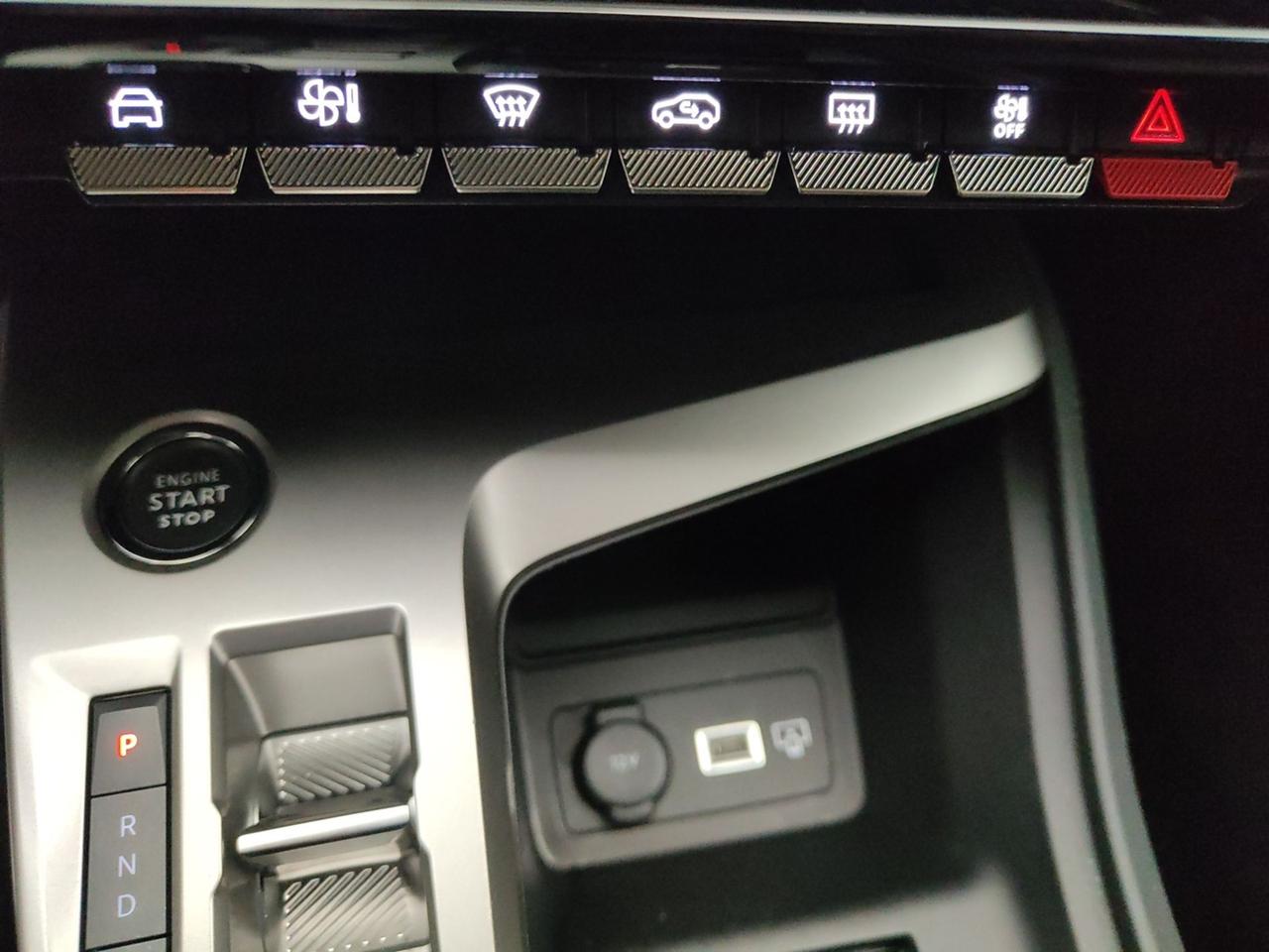 PEUGEOT 308 III 2021 SW 1.2 HYBRID 145CV GT E-DCS6