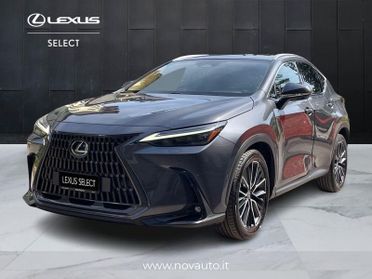 Lexus NX Hybrid Luxury 4WD