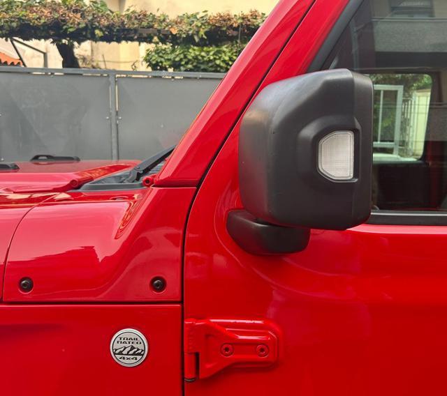 JEEP Wrangler 2.0 Turbo Sahara