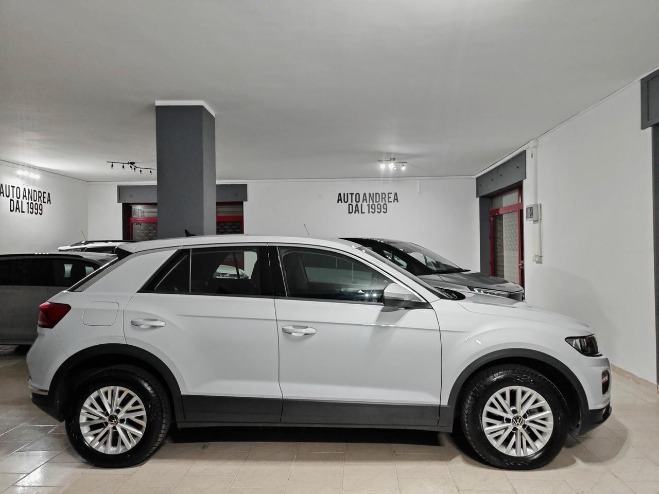 Volkswagen T-Roc 20TDI 115cv navig led 2022