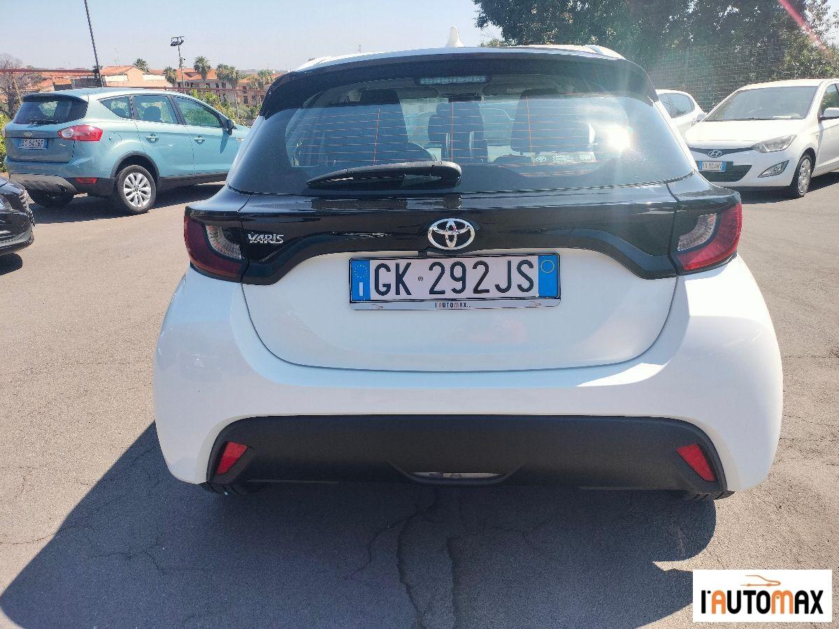 TOYOTA - Yaris 1.0 Business