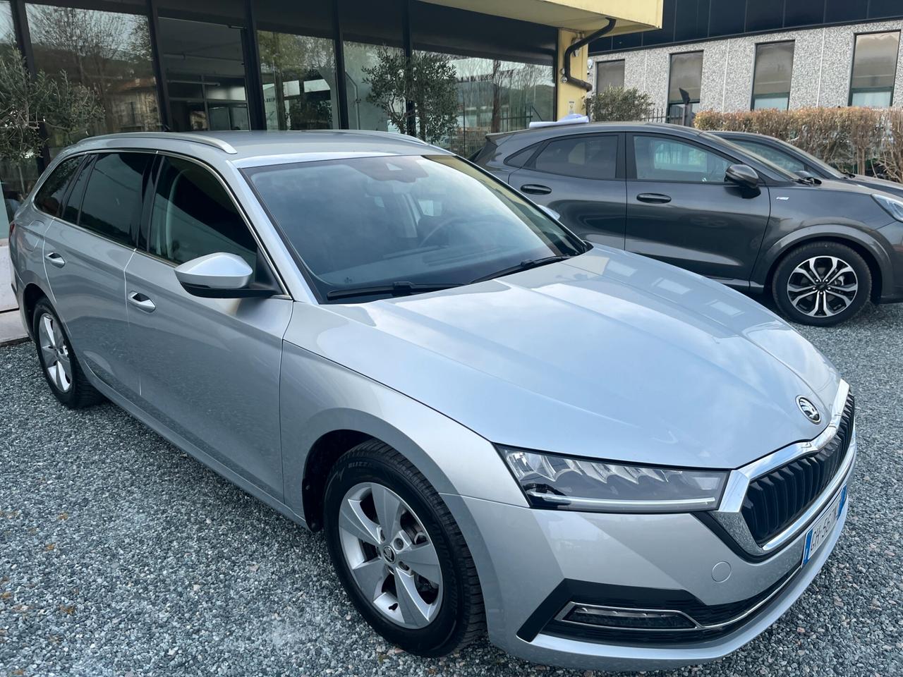 Skoda Octavia 2.0 TDI EVO SCR DSG Wagon 06/2022**km 72057**