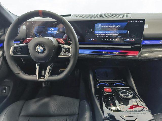BMW M5 Touring M-Driver's Ultimate Package