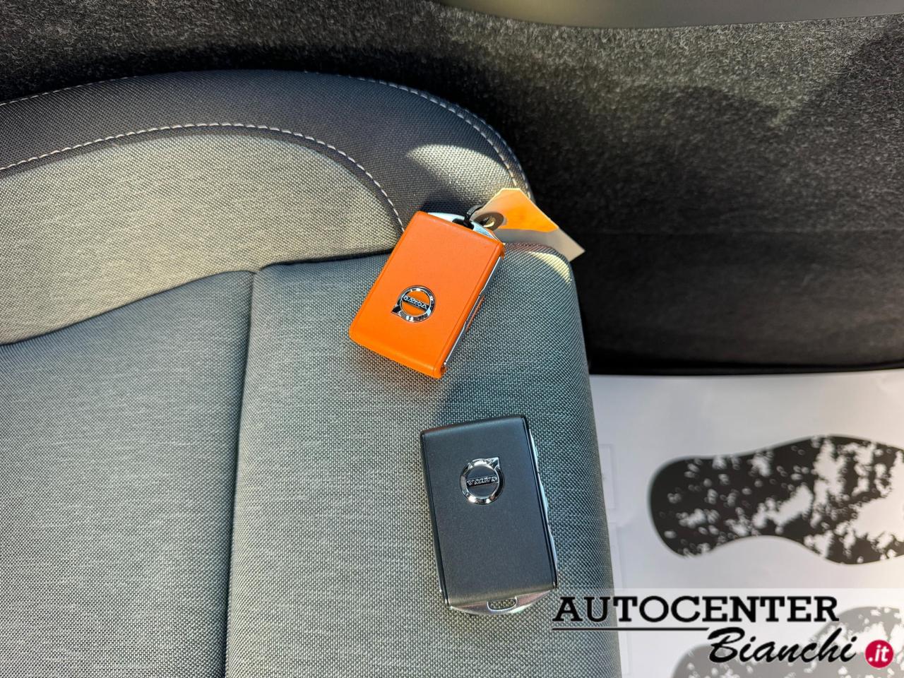 Volvo XC40 2.0 b4 awd Momentum