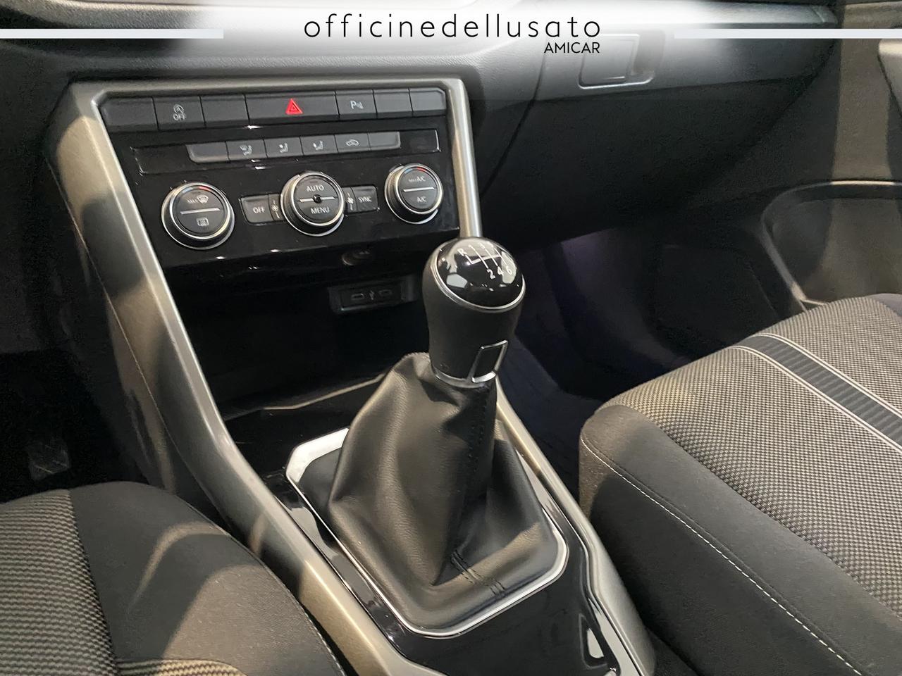 Volkswagen T-Roc 1.0 tsi 110cv style