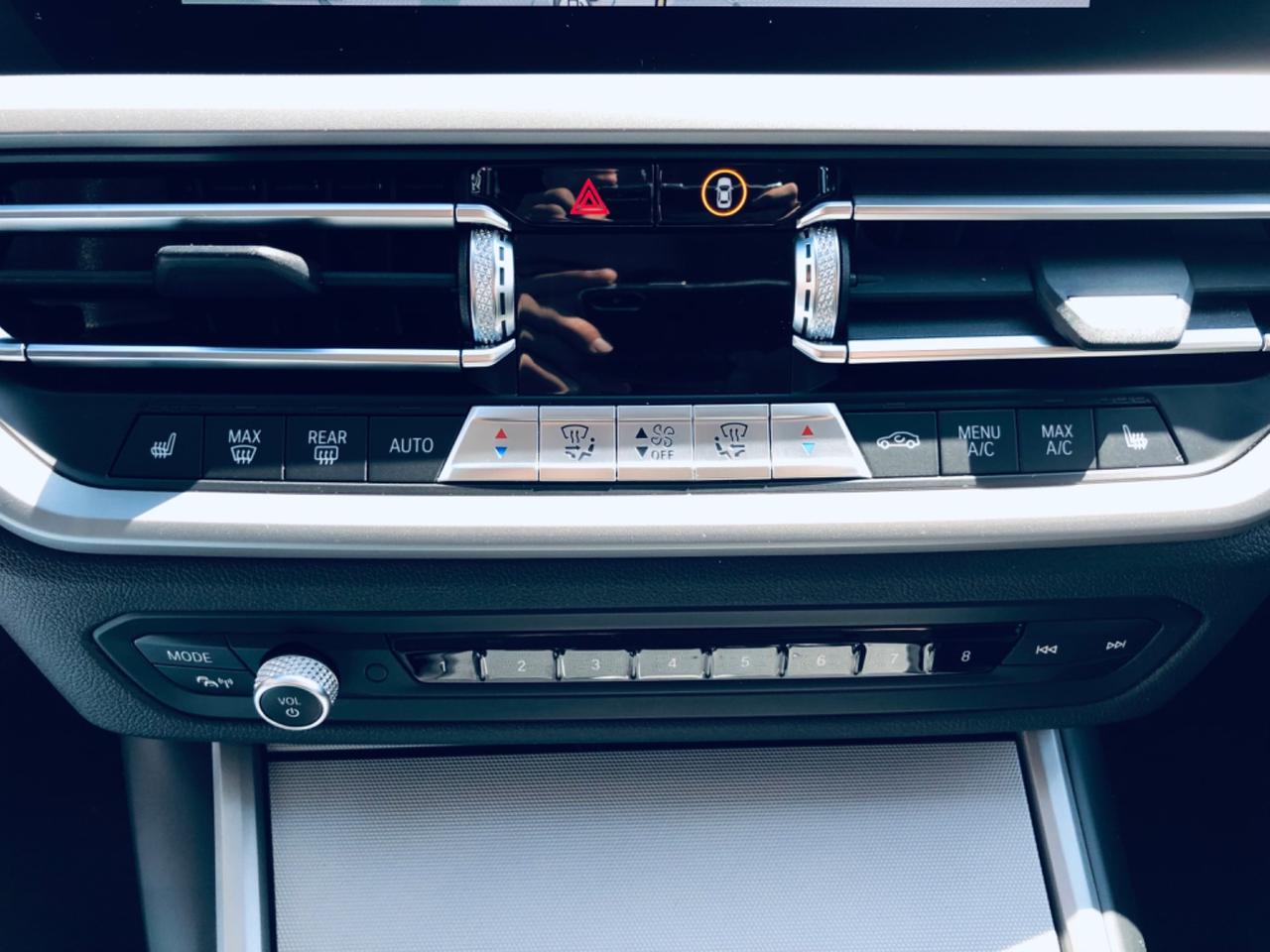Bmw 318 d hybrid 48V Touring Lounge Business