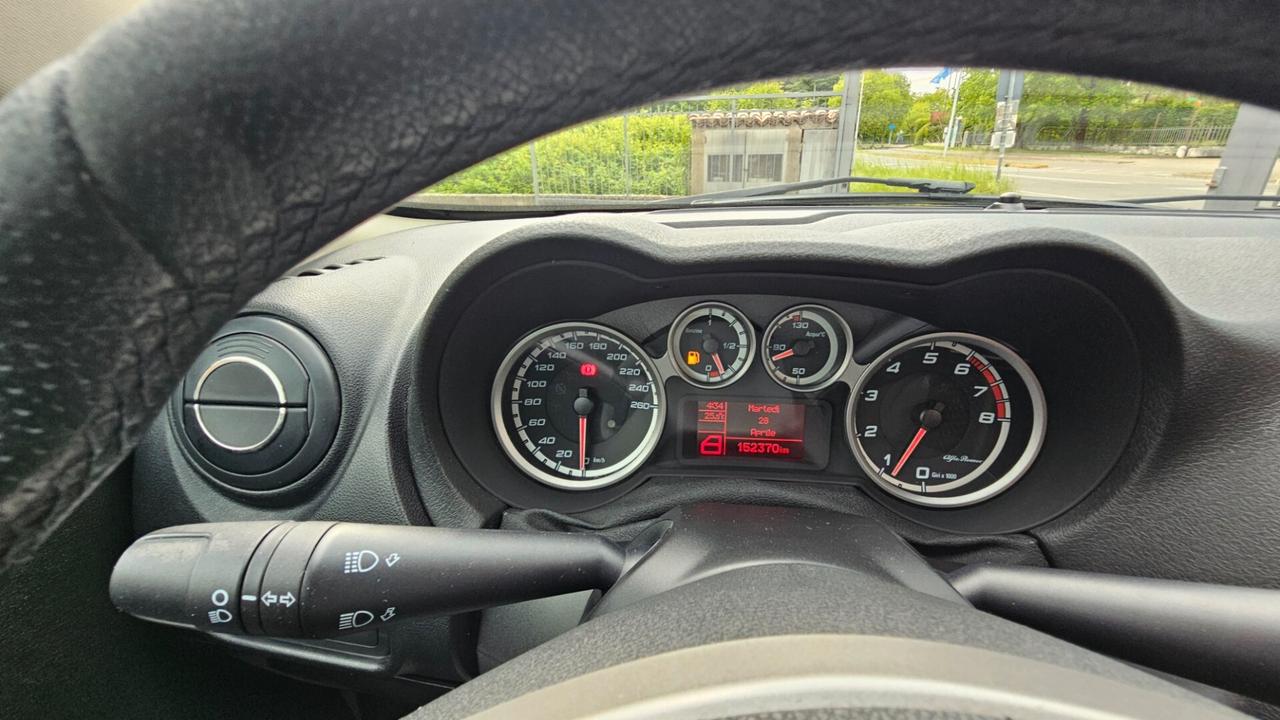 Alfa Romeo MiTo 1.4 105 CV M.air S&S Distinctive -OK NEPATENTATI-